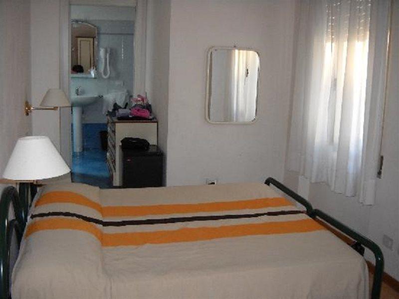 Hotel Garden Viareggio Ngoại thất bức ảnh