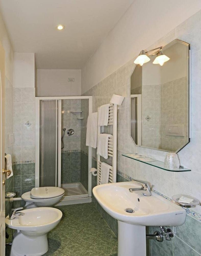 Hotel Garden Viareggio Ngoại thất bức ảnh